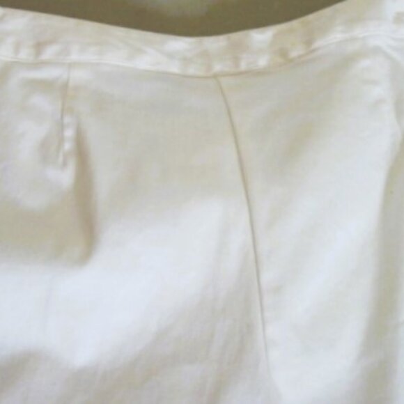 BILL BLASS Jeanwear-Women 12P White Capris No Pockets Zipper Closure-Spandex NEW - Picture 6 of 9